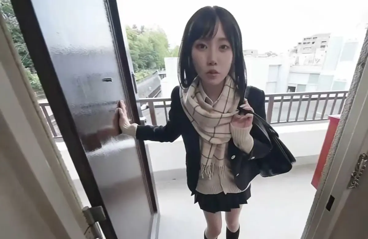 《泡在我家的辣妹-真人版》1080P高清画质免费观看-《泡在我家的辣妹》真人版未删减全集在线播放-无广告影院级视效