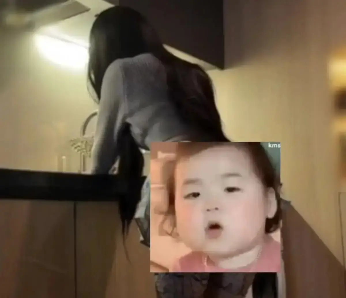 《狗爹和小桃》全季vlog高清合集免费看-狗爹和小桃萌宠互动日常无广告播放-双人土味生活治愈视频全记录在线观看