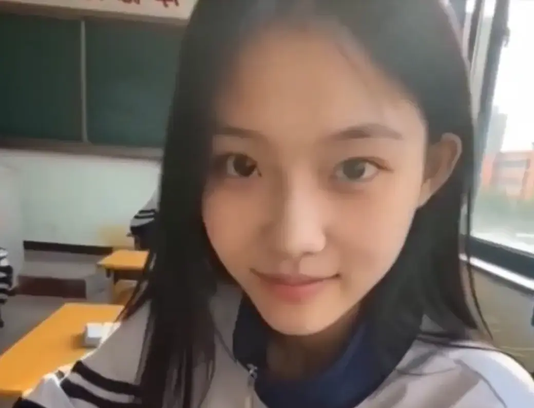 我的十八岁女友全集免费在线观看 无删减版高清播放 4K蓝光画质我的十八岁女友高甜治愈结局太甜
